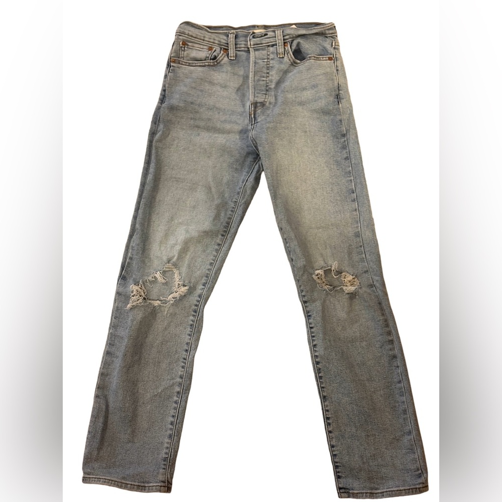 Women’s Levi’s Wedgie Straight Distressed Jeans, size 28